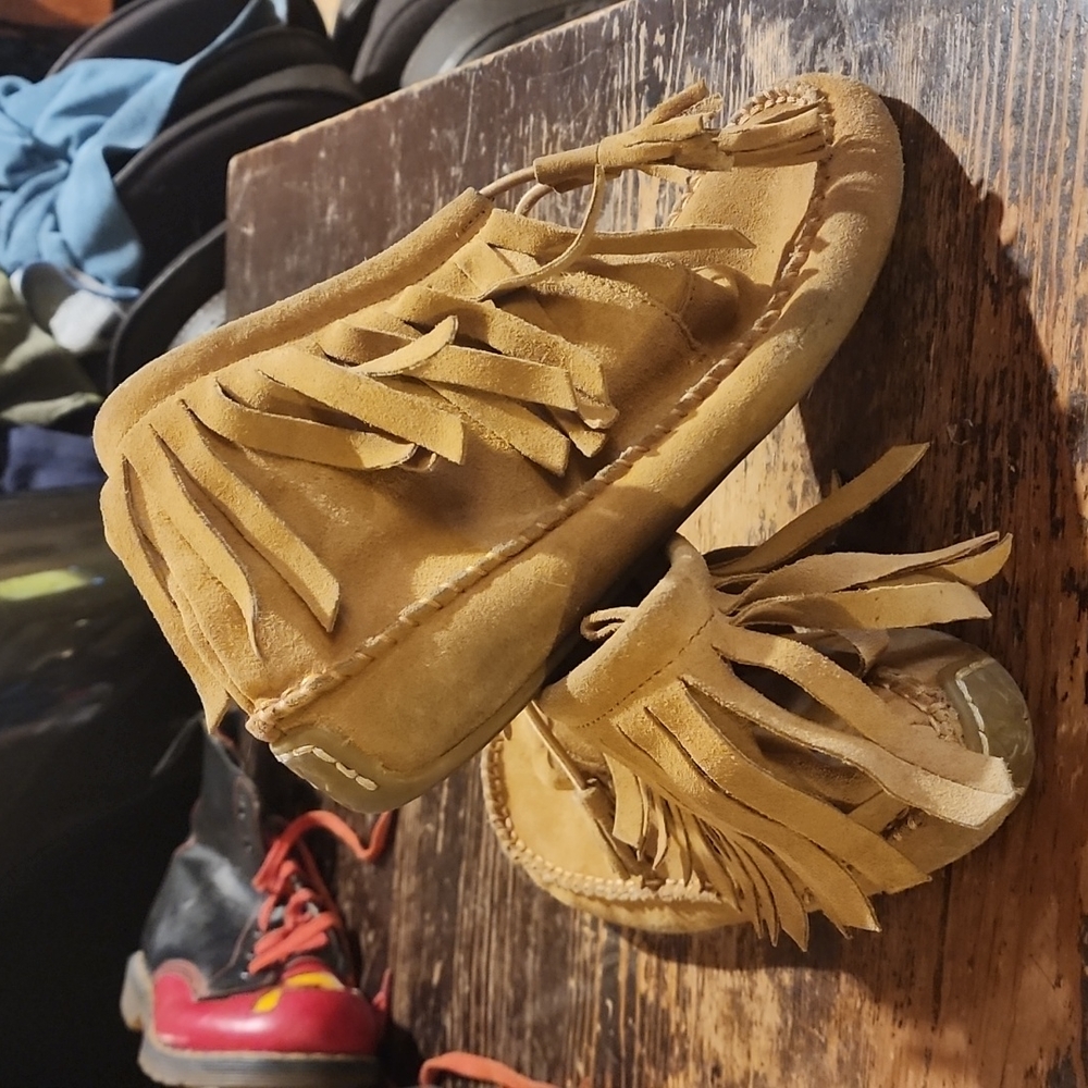 Lucky brand suede leather moccasins with drawstring at ankle